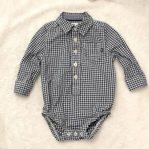 OshKosh B’gosh Baby Boy Navy Gingham Plaid Button Down Bodysuit Size 9 Months